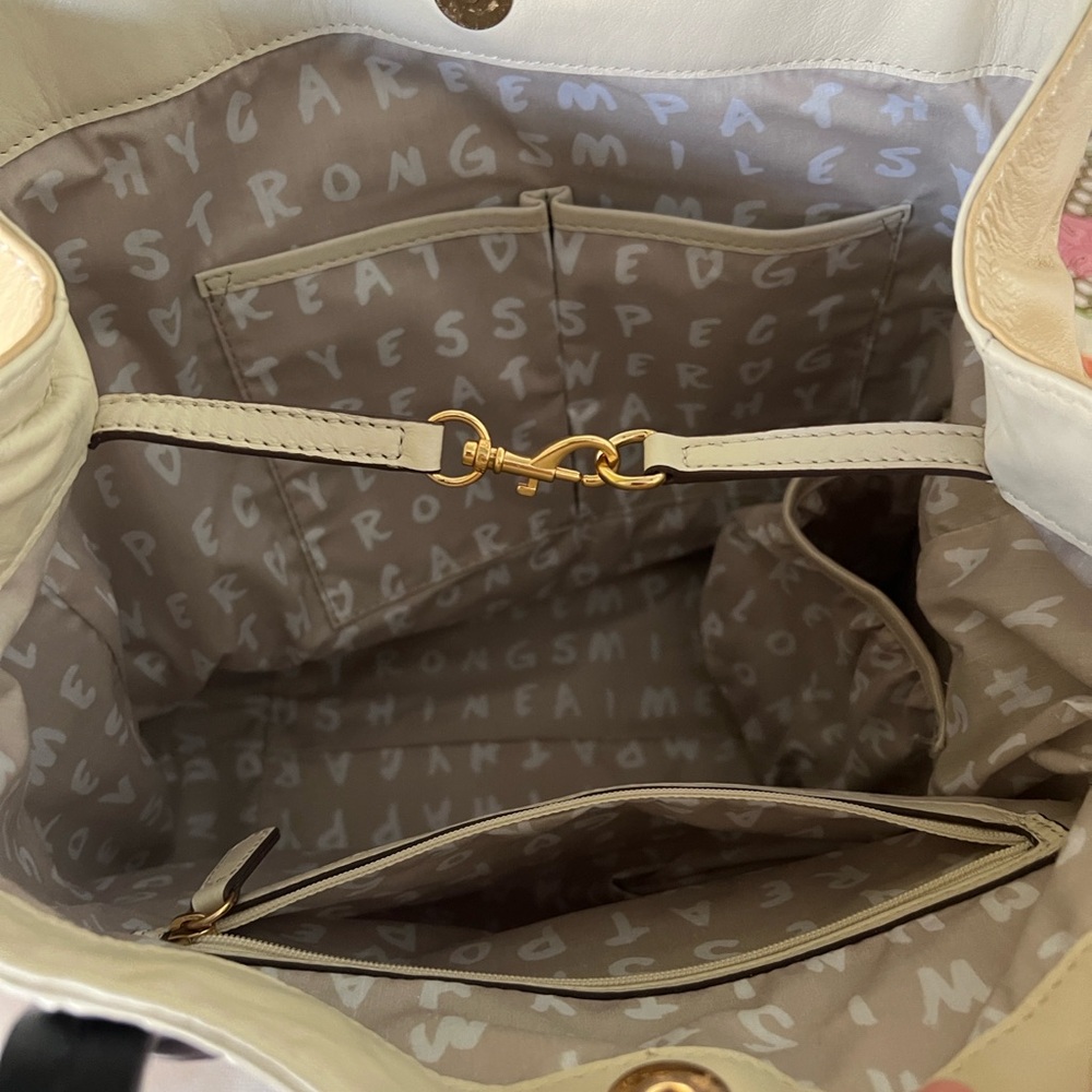 Aimee Kestenberg Chalk Colorblock Sullivan Tote Tag - Picture 6 of 12